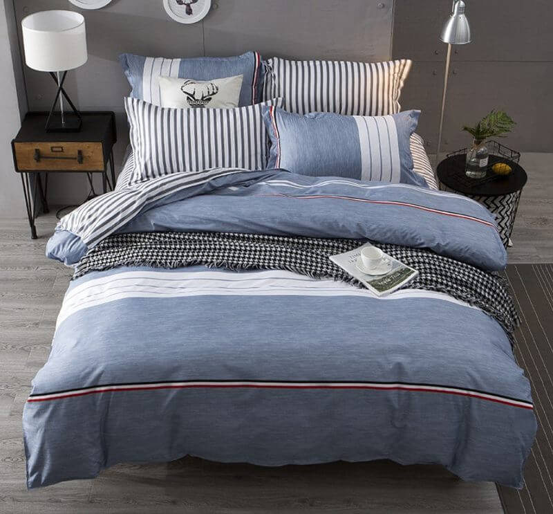 4-piece bedding set - Starttech Online Market