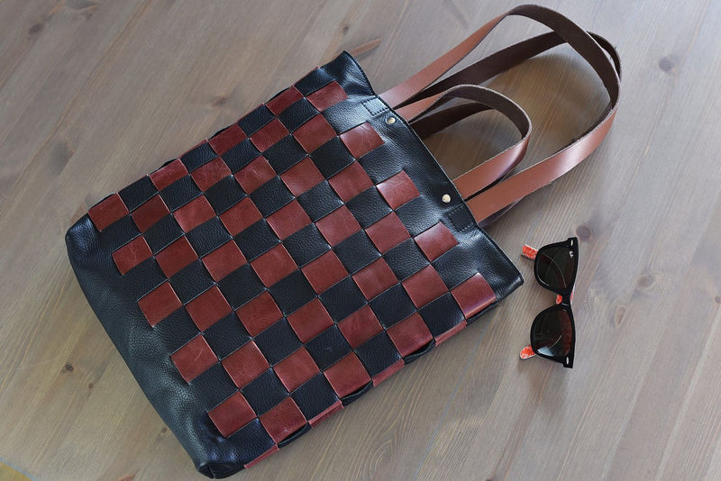 Checkered Tote - Starttech Online Market