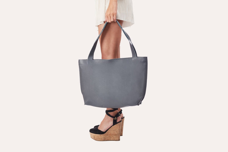 On The Go Tote - Starttech Online Market