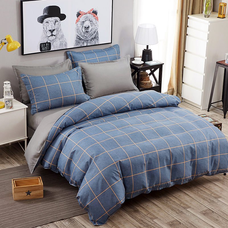 Set of four-piece bedding - Starttech Online Market