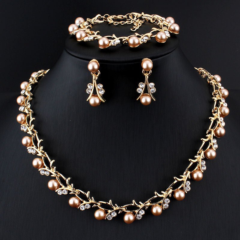 Three-piece women's jewelry set - Starttech Online Market